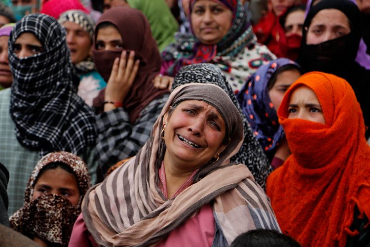 kashmiri mons on mother day