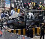 لاہور میں خودکش حملہ۔ اہلکاروں سمیت 10 افراد جاں بحق
