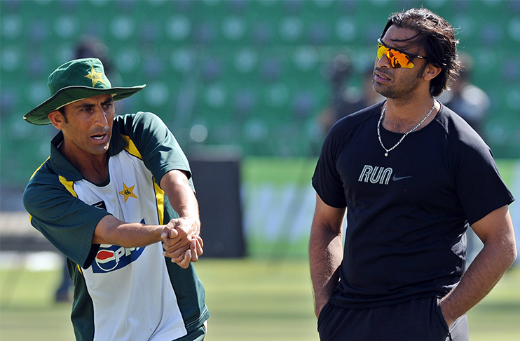 Shoaib-Akhtar-and-Younis-Khan