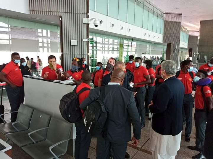 zimbabwe cricket team arrives in pakistan