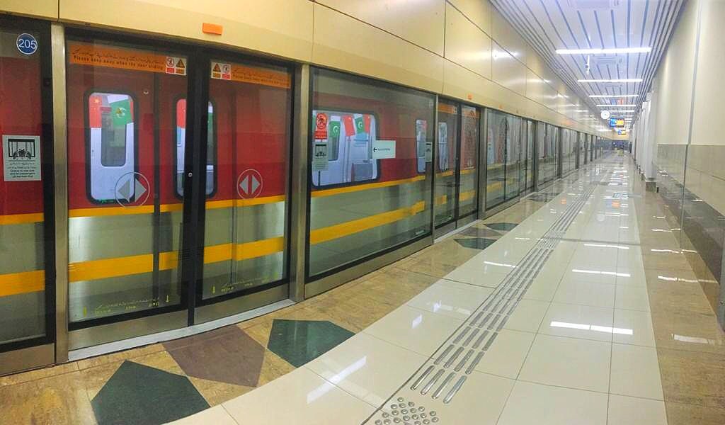 muslim-league-nawaz-ne-orange-metro-line-ka-iftitah-ker-diya