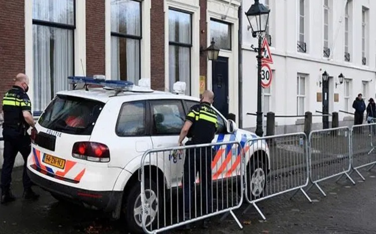 shots-fired-at-saudi-embassy-in-netherlands