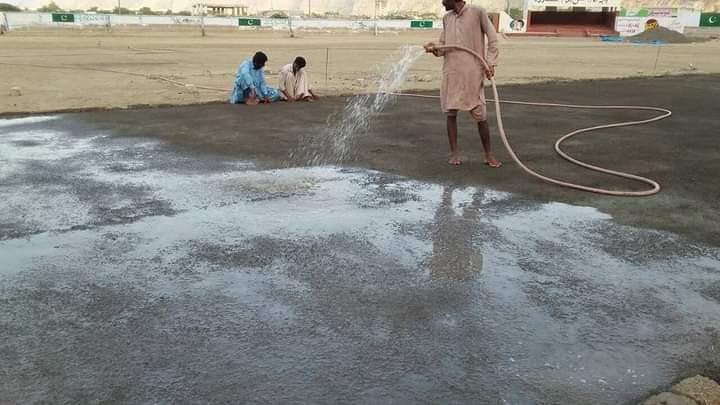 gawadar cricket stadium ke maymaar engineer hanif hussain